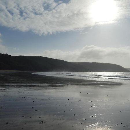 Galwad Y Mor A Coastal Escape In Pembrokeshire'S National Parks Βίλα Lamphey Εξωτερικό φωτογραφία