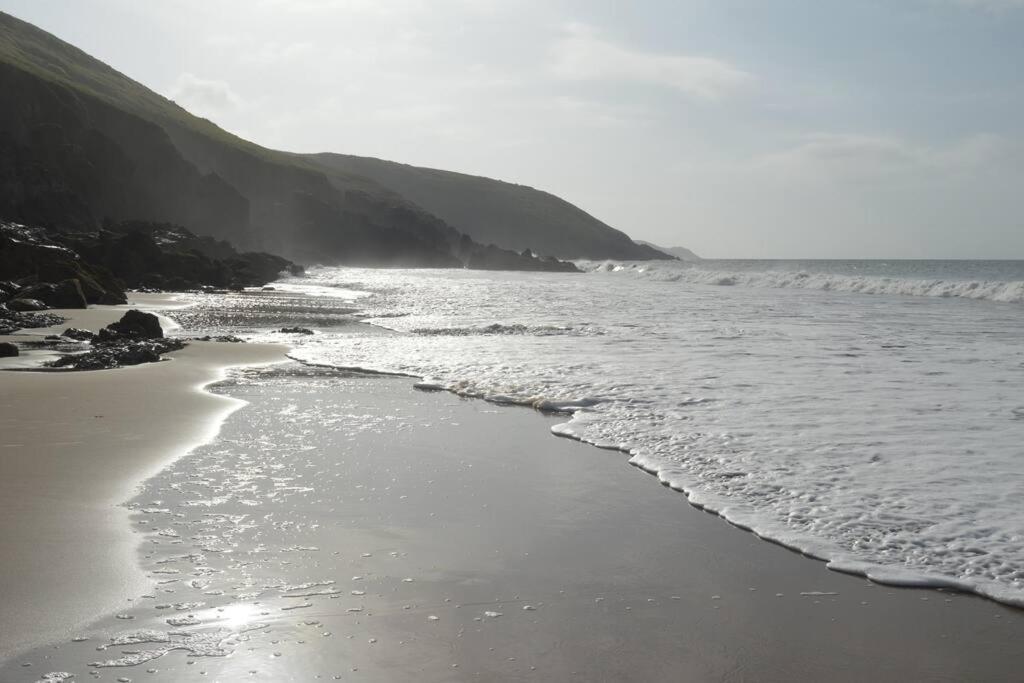Galwad Y Mor A Coastal Escape In Pembrokeshire'S National Parks Βίλα Lamphey Εξωτερικό φωτογραφία
