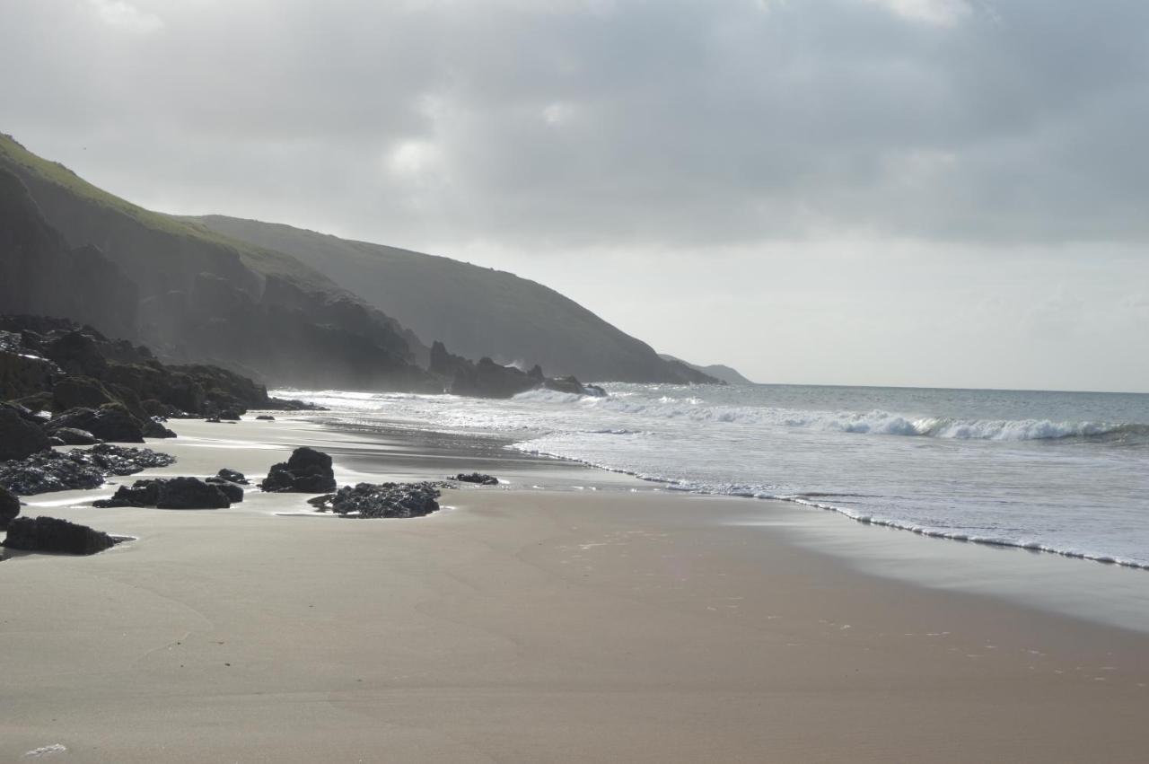 Galwad Y Mor A Coastal Escape In Pembrokeshire'S National Parks Βίλα Lamphey Εξωτερικό φωτογραφία